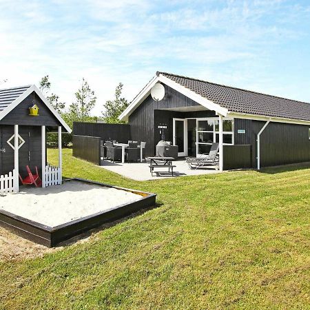 Holiday Home Lyngvej IV Fjerbaek Exterior photo